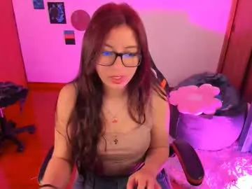 bright_diamonds_054 – webcam model profile photo Image 12