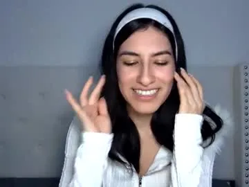 vibingwithchloe Image 2