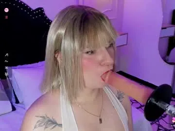 aliceandsia – webcam model profile photo Image 5