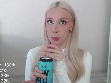 vickyfuckingdoll Image 17