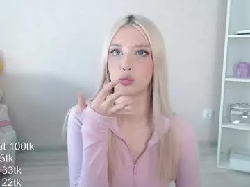 vickyfuckingdoll Image 18