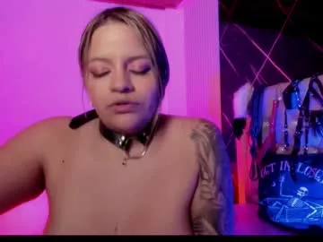 MiaIrwin – webcam model profile photo Image 13