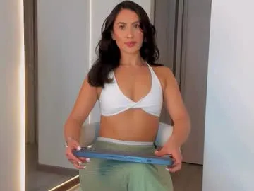 GigiDaven – webcam model profile photo Image 10