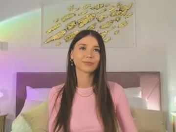 violetta_finch Image 6