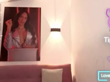 evie_may – webcam model profile photo Image 11