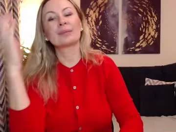 pinkypuppa – webcam model profile photo Image 14