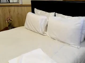 AlisonHale – webcam model profile photo Image 18