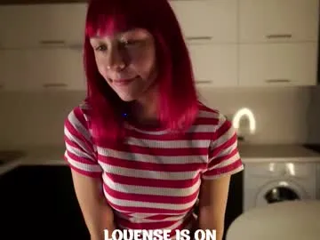 BelleWinter – webcam model profile photo Image 13