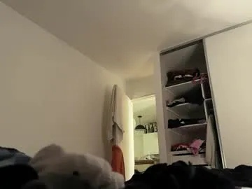 lina_kriss – webcam model profile photo Image 19