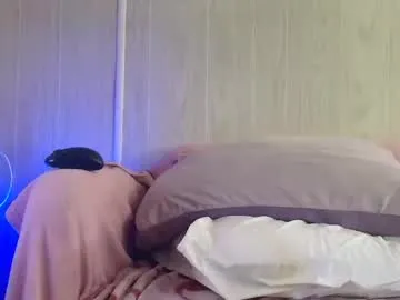 pinkadele – webcam model profile photo Image 2