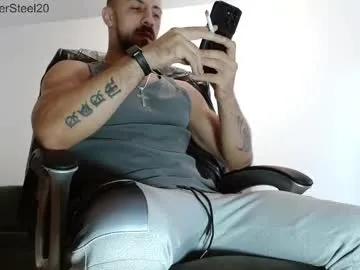 ululante – webcam model profile photo Image 16