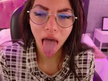 pinkypuppa – webcam model profile photo Image 4