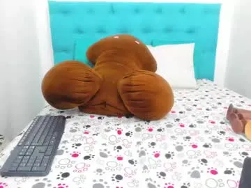 darknes_lilith18 – webcam model profile photo Image 14