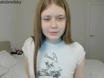 ErikaBonnie – webcam model profile photo Image 16