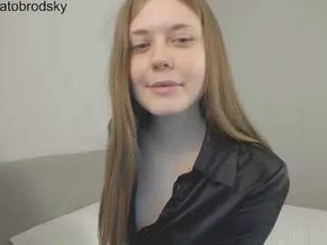 ErikaBonnie – webcam model profile photo Image 18