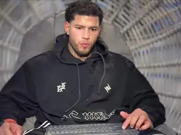 wet_dreamm22 – webcam model profile photo Image 2