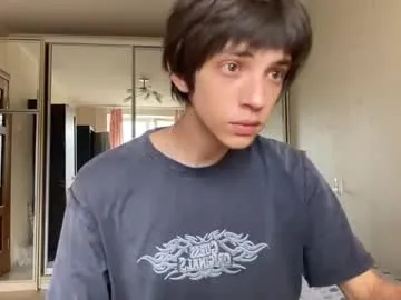 pinkypuppa – webcam model profile photo Image 9