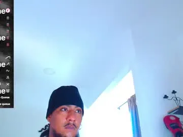 wet_dreamm22 – webcam model profile photo Image 9