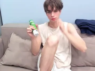 pinkadele – webcam model profile photo Image 13