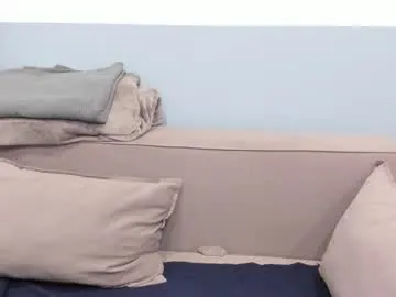 pinkadele – webcam model profile photo Image 4