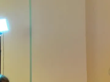 petites_perles – webcam model profile photo Image 6