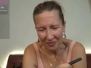 angelsofaurora – webcam model profile photo Image 4