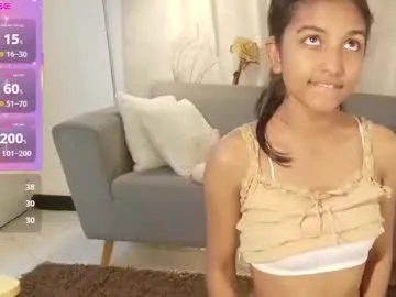 yuliethpetite Image 14