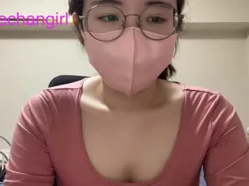 LauraRiccoo – webcam model profile photo Image 10