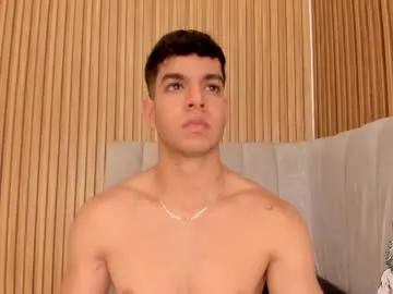 garret_alvin_ – webcam model profile photo Image 5