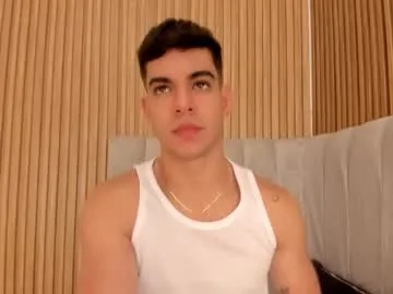 garret_alvin_ – webcam model profile photo Image 8