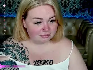 pinkypuppa – webcam model profile photo Image 4