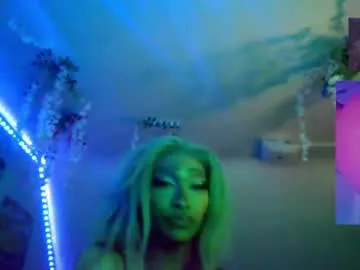 _your_fenka_ – webcam model profile photo Image 3