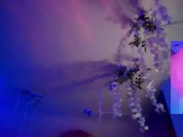 _your_fenka_ – webcam model profile photo Image 4