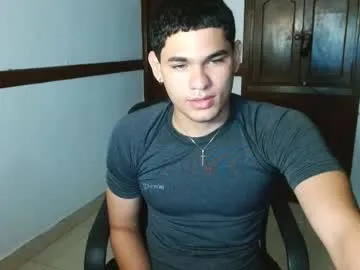 boysdeluxemilitary – webcam model profile photo Image 16