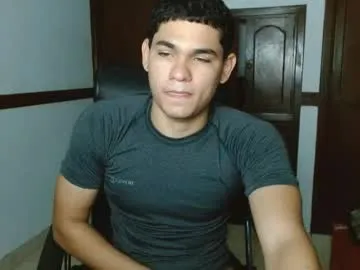 boysdeluxemilitary – webcam model profile photo Image 18