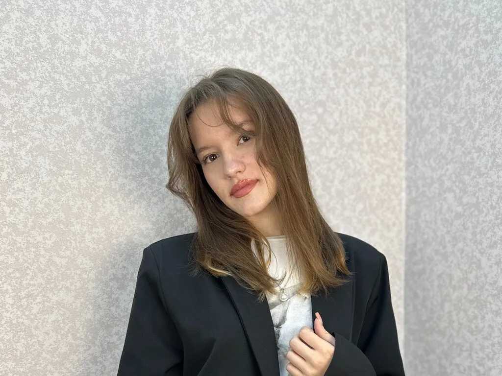 ElletteHewlett's Thumb Image