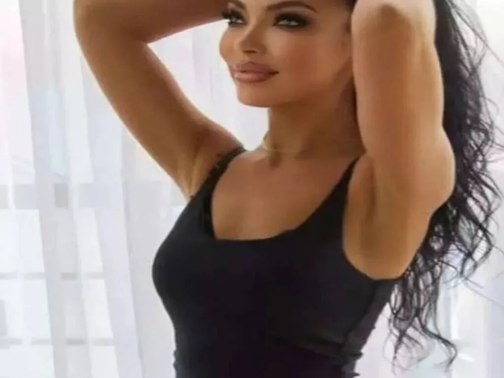 IsabellaWellis – webcam model profile photo